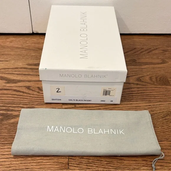 Manolo Blahnik Patent Leather Black Heels - Picture 9 of 10